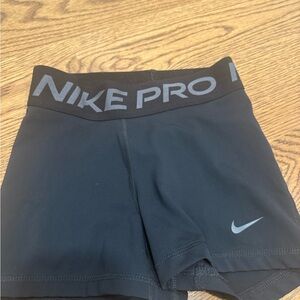 nike pro black shorts